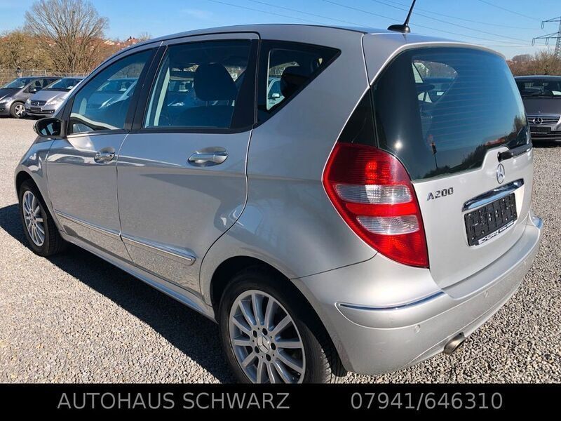 Gebraucht Mercedes A200 Elegance 136 PS (100 kW) 2005 Polarsilber  metalliclack Limousine