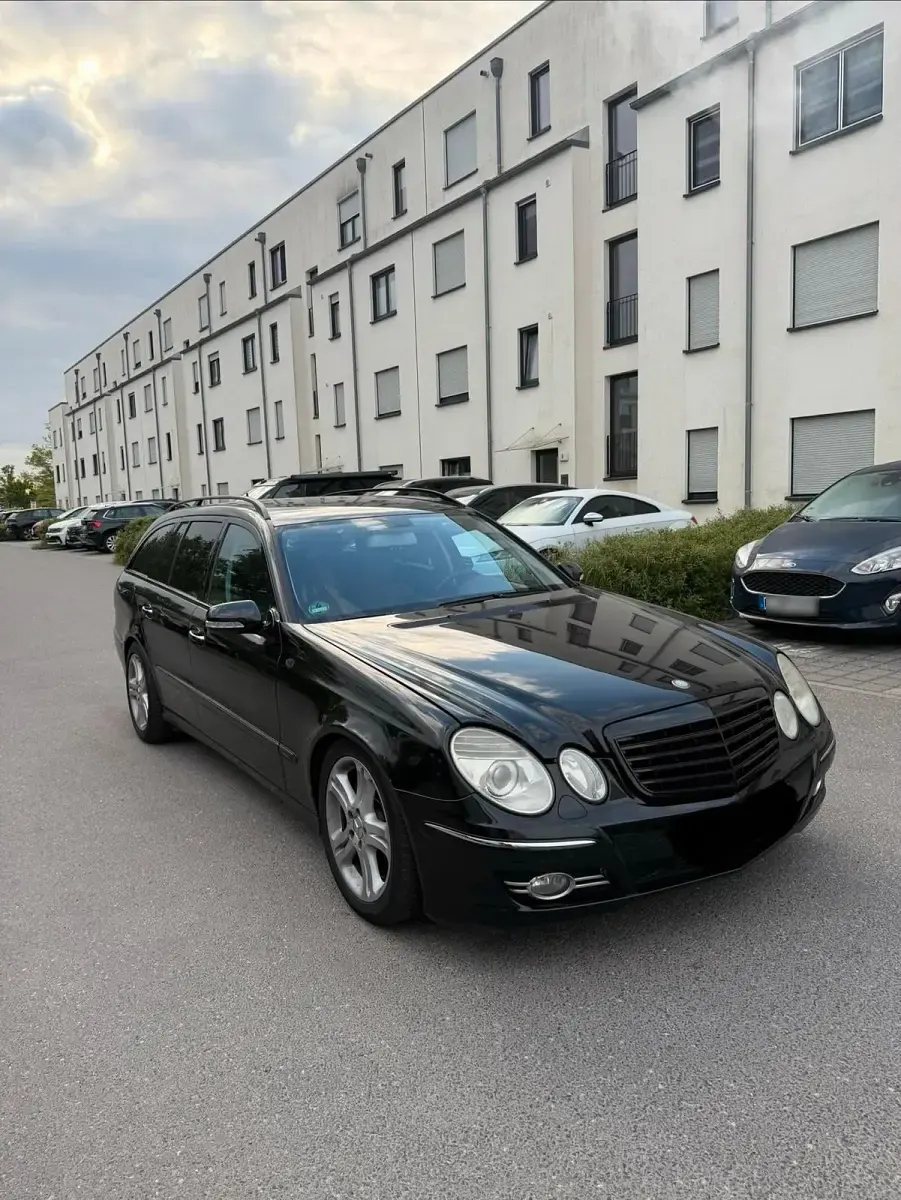 Gebraucht Mercedes E280 190 PS (139 kW) 2007 Schwarz Kombi