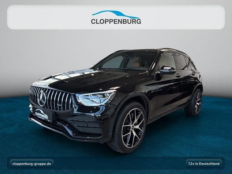 Obsidianschwarz metalliclack Gebraucht 2020 Mercedes GLC300 AMG line SUV | 34.900 € (Fairer Preis) - Bild 1/4