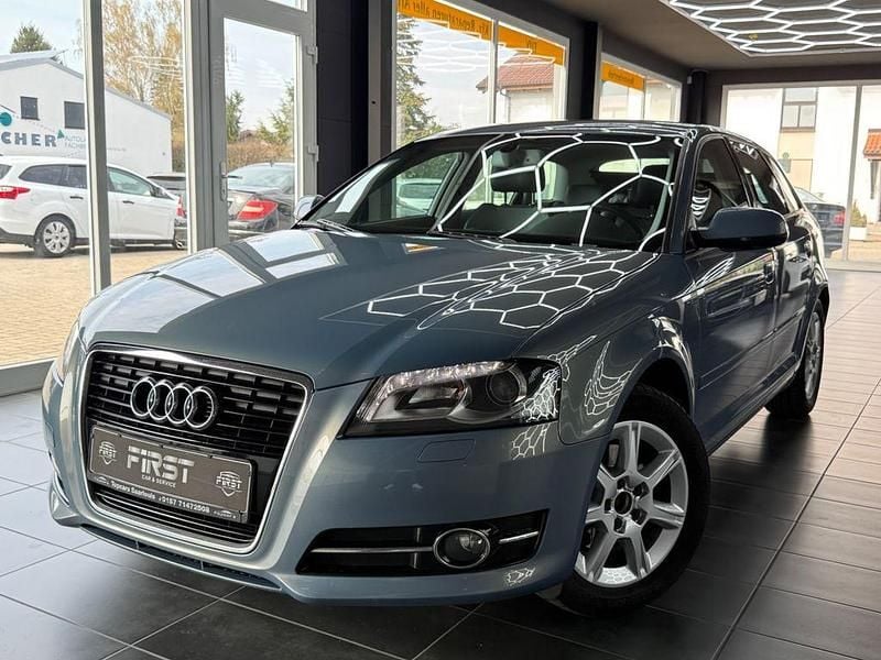 Gebraucht Audi A3 Sport 160 PS (117 kW) 2012 Blau Kleinwagen