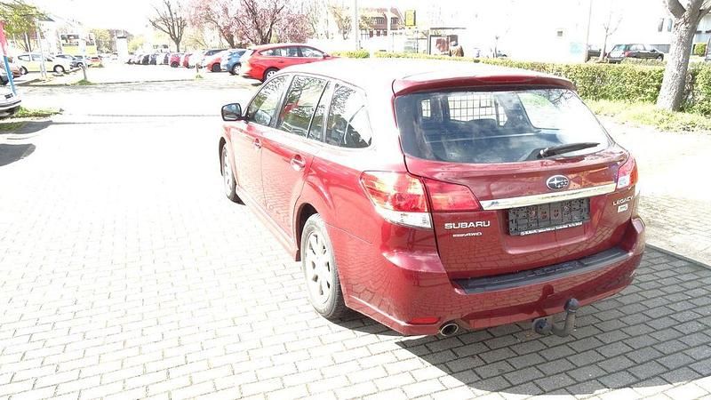 Gebraucht Subaru Legacy Active 150 PS (110 kW) 2012 Braun Kombi
