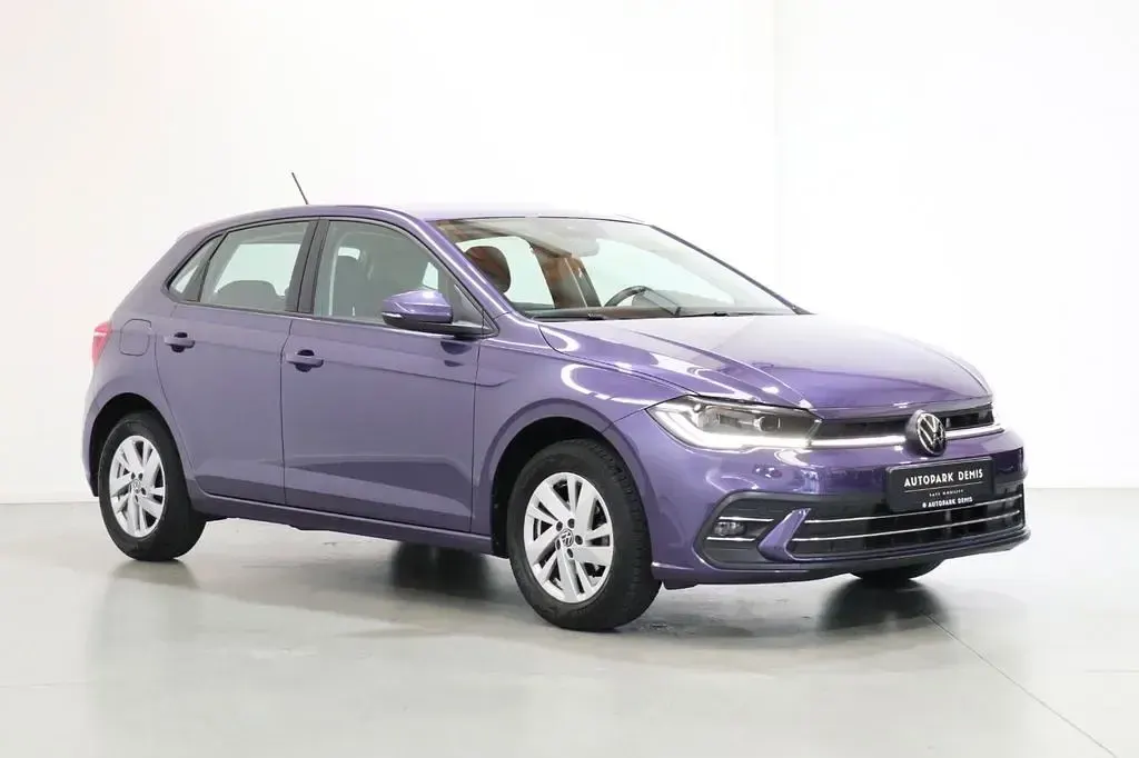 Gebraucht VW Polo IQ Drive 95 PS (69 kW) 2022 Vibrant violet metallic Kleinwagen