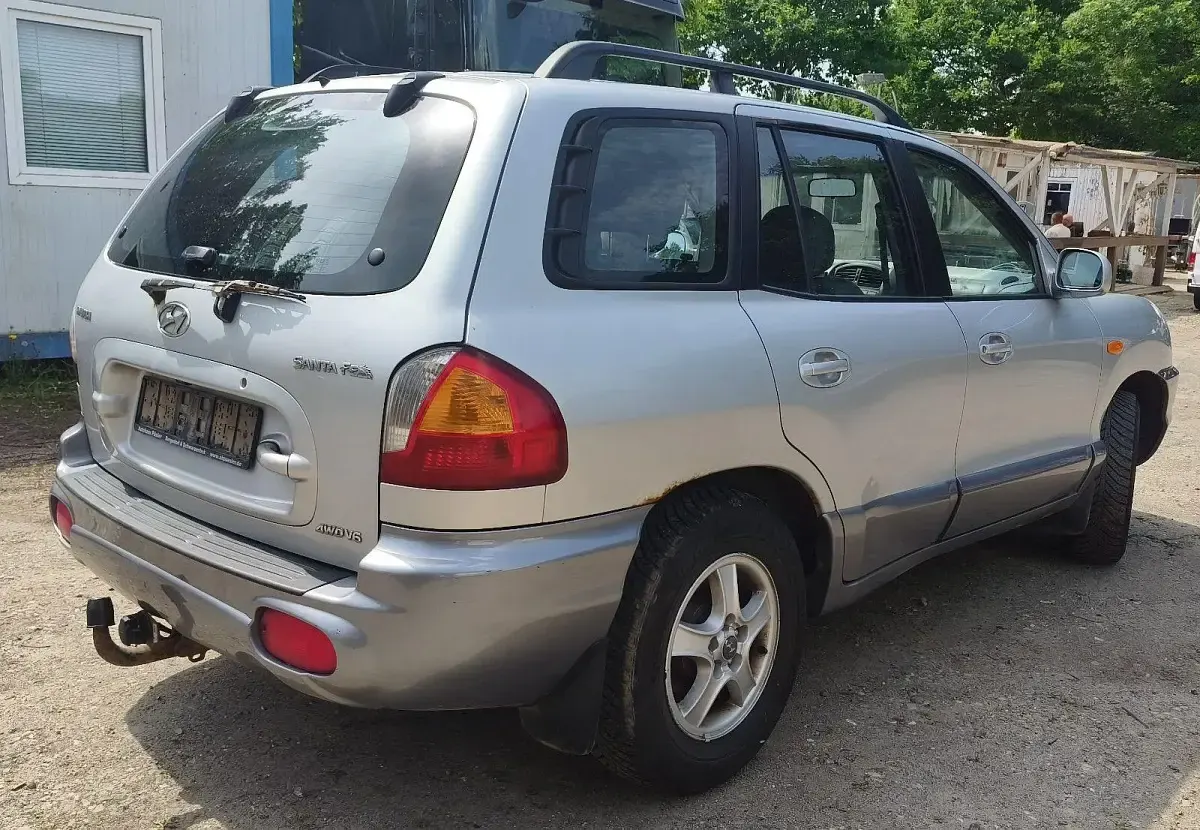 Gebraucht Hyundai Santa Fe GLS 173 PS (127 kW) 2005 Silber SUV