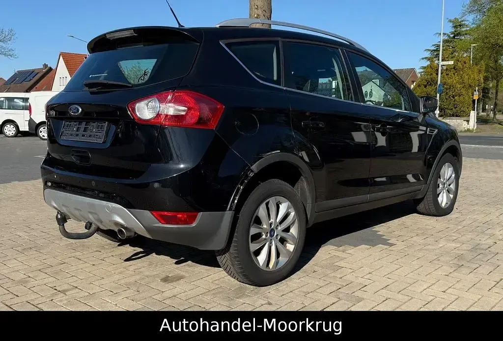 Gebraucht Ford Kuga Titanium 163 PS (119 kW) 2011 Schwarz SUV