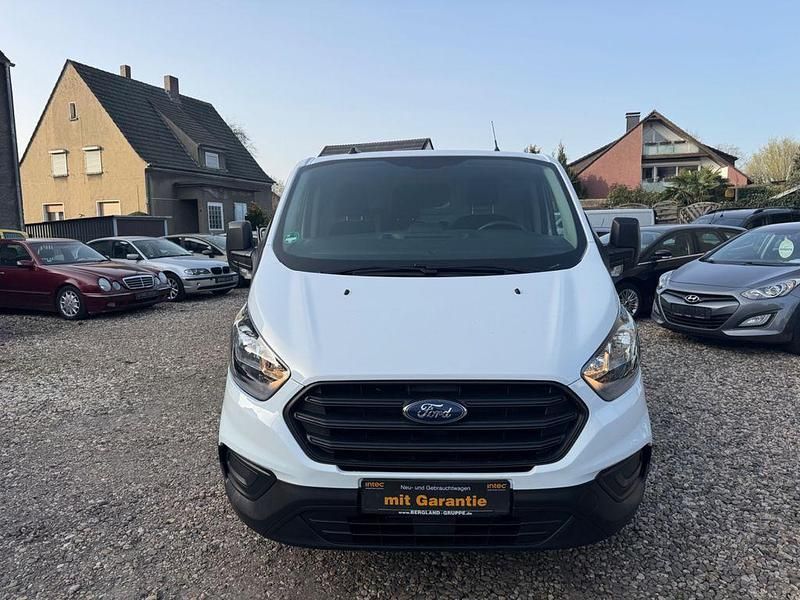 Gebraucht Ford Transit Custom 105 PS (77 kW) 2022 Weiß Van / Kleinbus