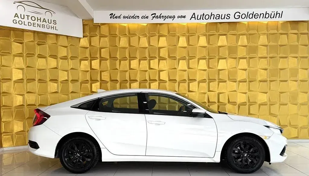 Gebraucht Honda Civic Elegance 182 PS (133 kW) 2020 Weiß Limousine