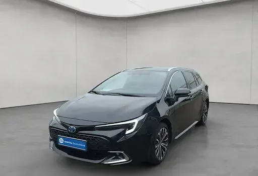 Gebraucht Toyota Corolla Lounge 140 PS (102 kW) 2025 Black mica Kombi