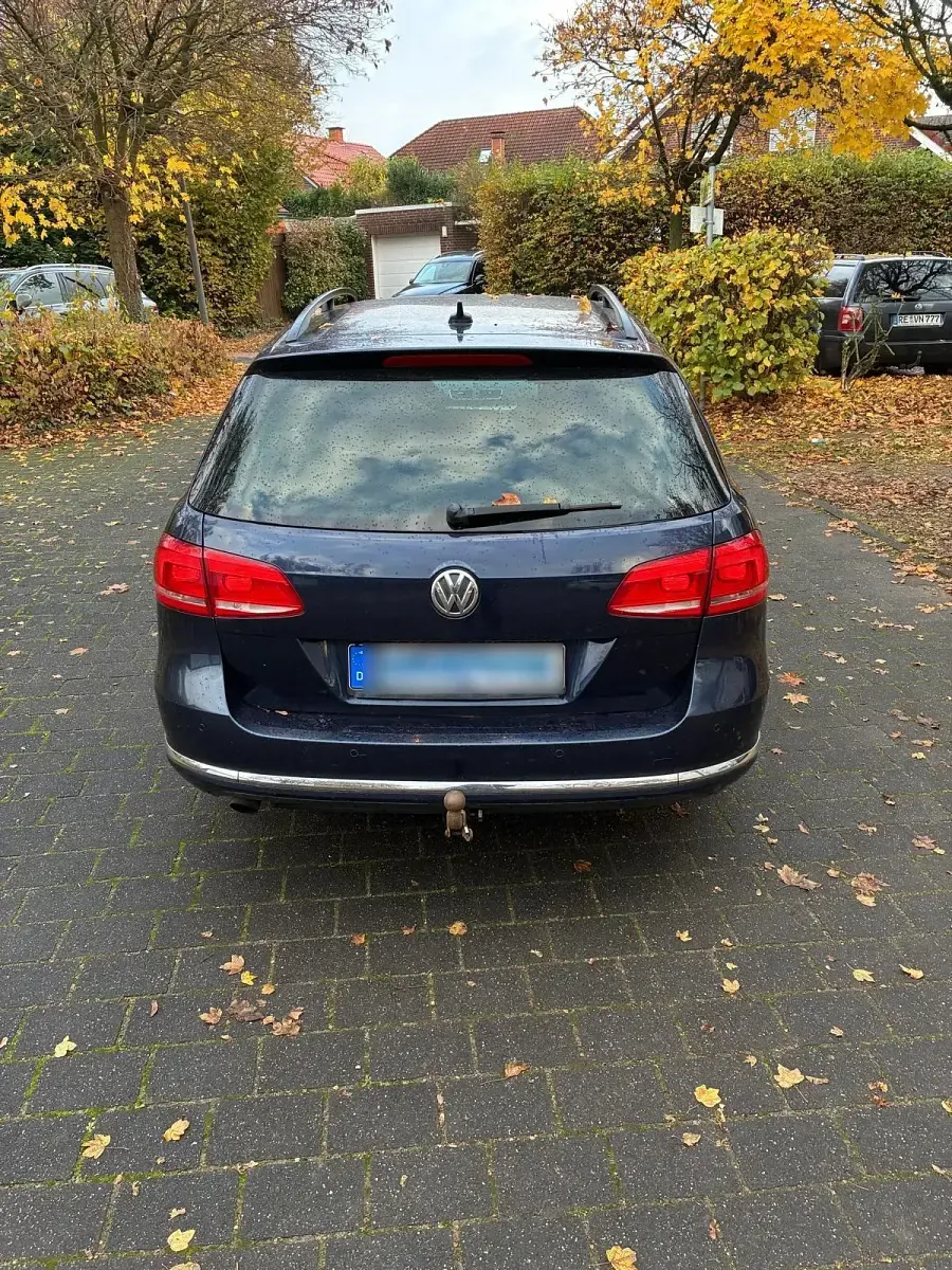 Second-hand VW Passat 122 CP (89 kW) 2011 Albastru Break