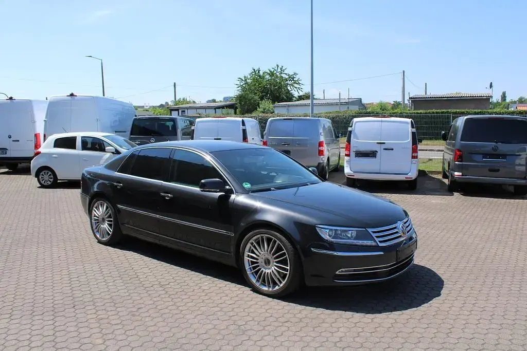Gebraucht VW Phaeton 245 PS (180 kW) 2014 Grau Limousine