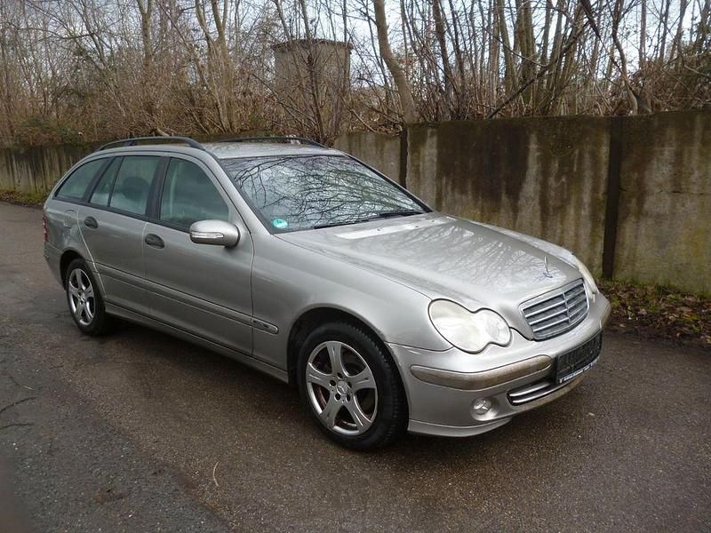 Gebraucht Mercedes C200 163 PS (119 kW) 2004 Grau Kombi