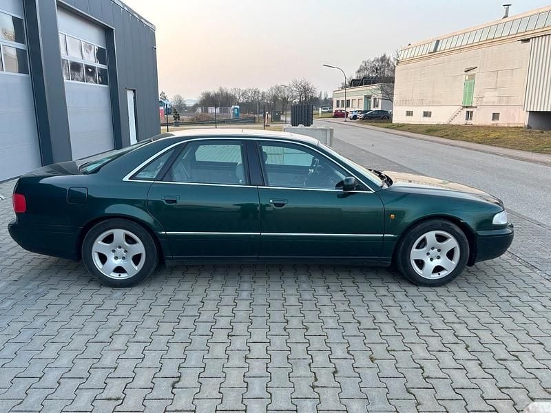 Gebraucht Audi A8 193 PS (141 kW) 1999 Grün Limousine