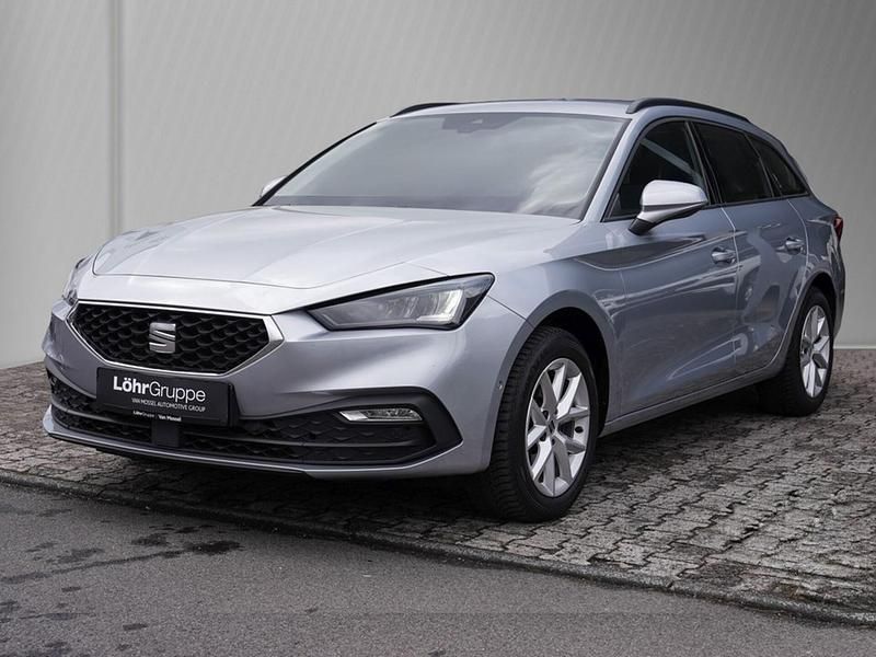Gebraucht Seat Leon Style 150 PS (110 kW) 2023 Silber Limousine