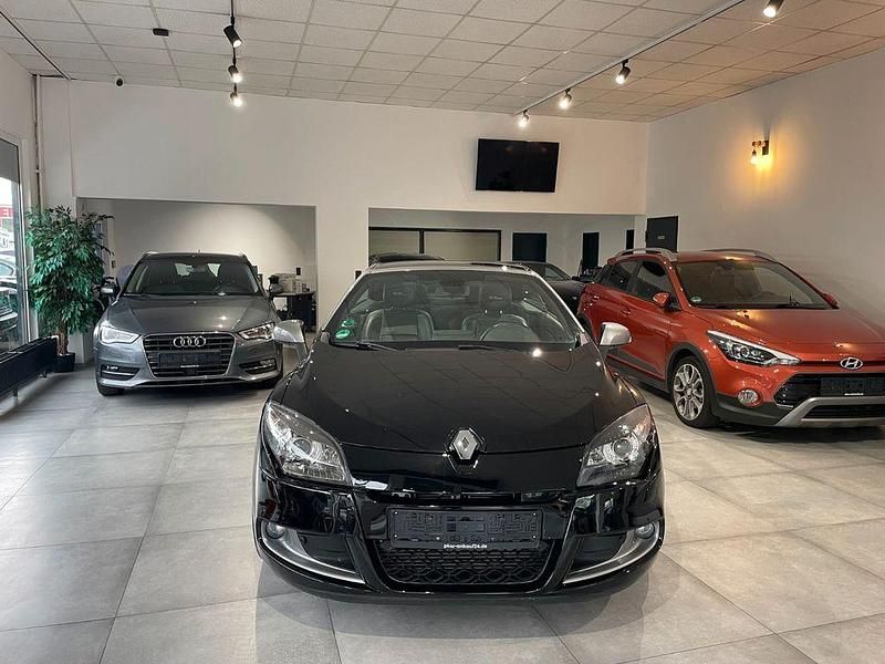 Schwarz Gebraucht 2012 Renault Mégane Cabriolet Dynamique Cabrio | 8.700 € (Fairer Preis) - Bild 1/4