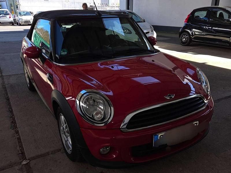 Gebraucht Mini One Cabriolet 98 PS (72 kW) 2012 Rot Cabrio
