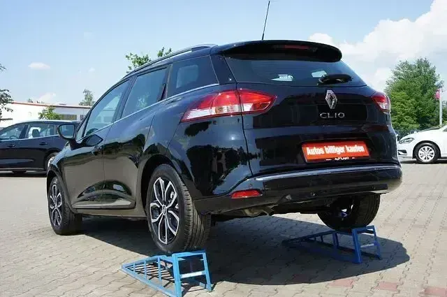 Gebraucht Renault Clio LIMITED 90 PS (66 kW) 2019 Schwarz Limousine