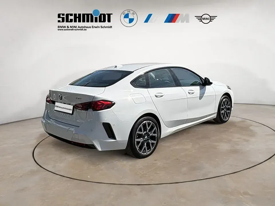 Gebraucht BMW 220 170 PS (125 kW) 2025 Weiß Coupé