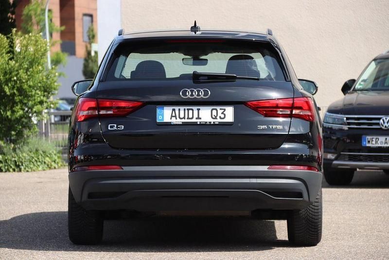 Gebraucht Audi Q3 150 PS (110 kW) 2023 Schwarz SUV