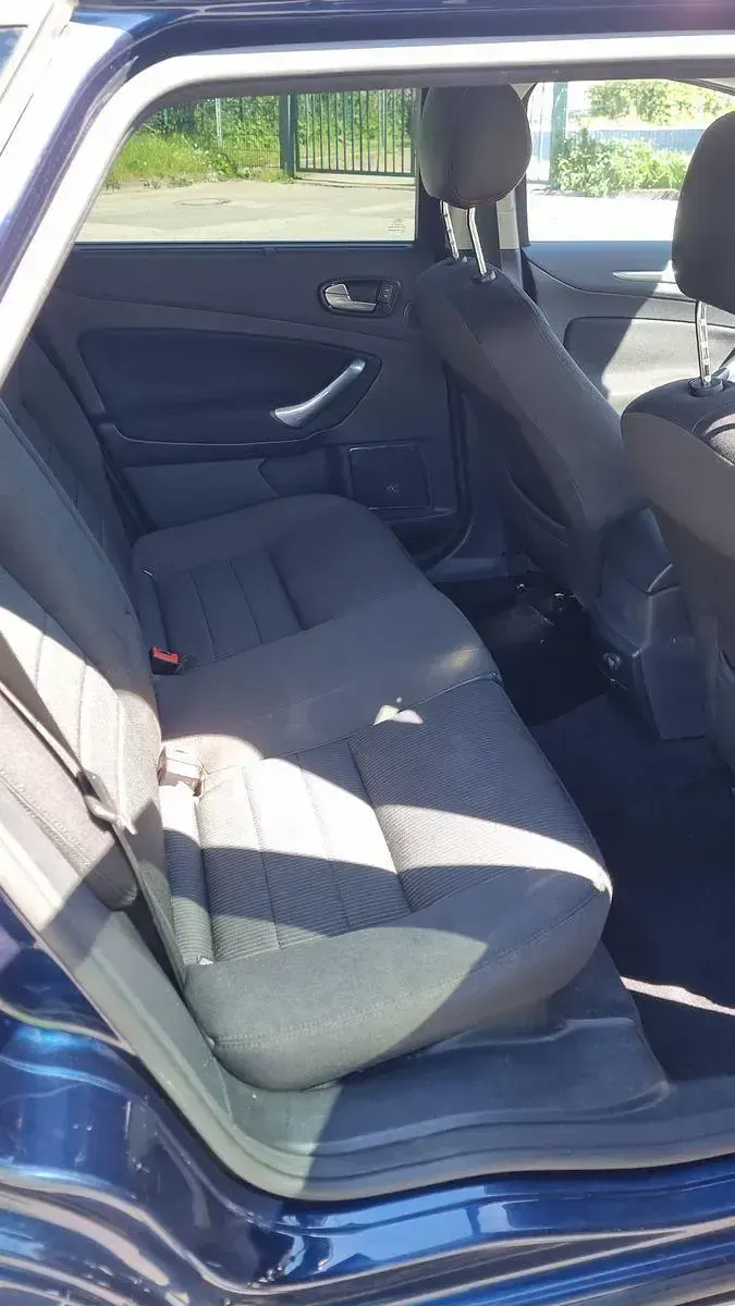 Używany Ford Mondeo Titanium 140 KM (102 kW) 2008 Niebieski Sedan/Limuzyna