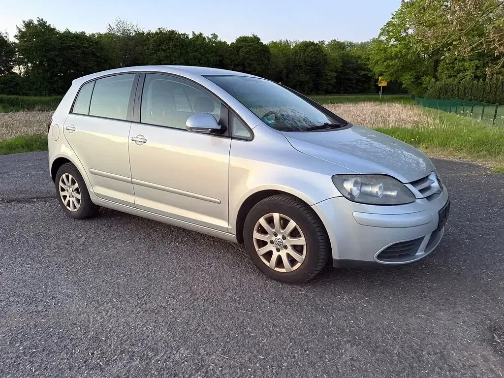 Gebraucht VW Golf Plus Cross Comfortline 116 PS (85 kW) 2005 Silber Van / Kleinbus