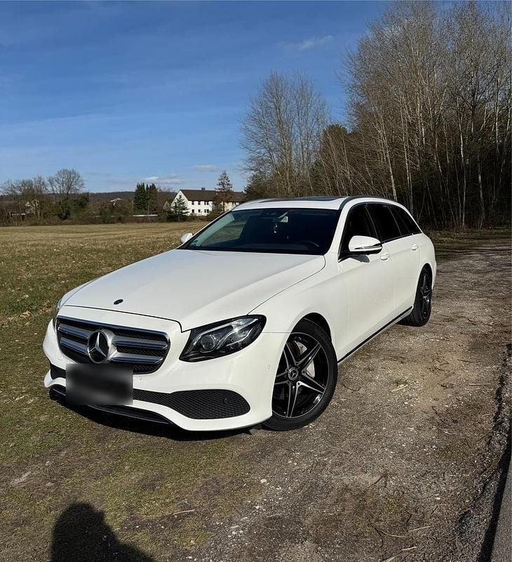 Gebraucht Mercedes E350 AMG 258 PS (189 kW) 2018 Weiß Kombi