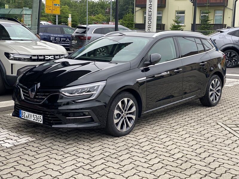 Schwarz Gebraucht 2024 Renault Mégane IV Techno Limousine | 26.990 € (Etwas zu teuer) - Bild 1/4