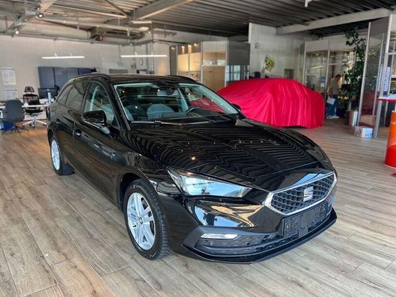 Schwarz Gebraucht 2022 Seat Leon Limousine | 19.950 € (Fairer Preis) - Bild 1/4