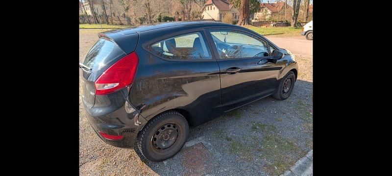 Gebraucht Ford Fiesta Trend 82 PS (60 kW) 2010 Schwarz Kleinwagen