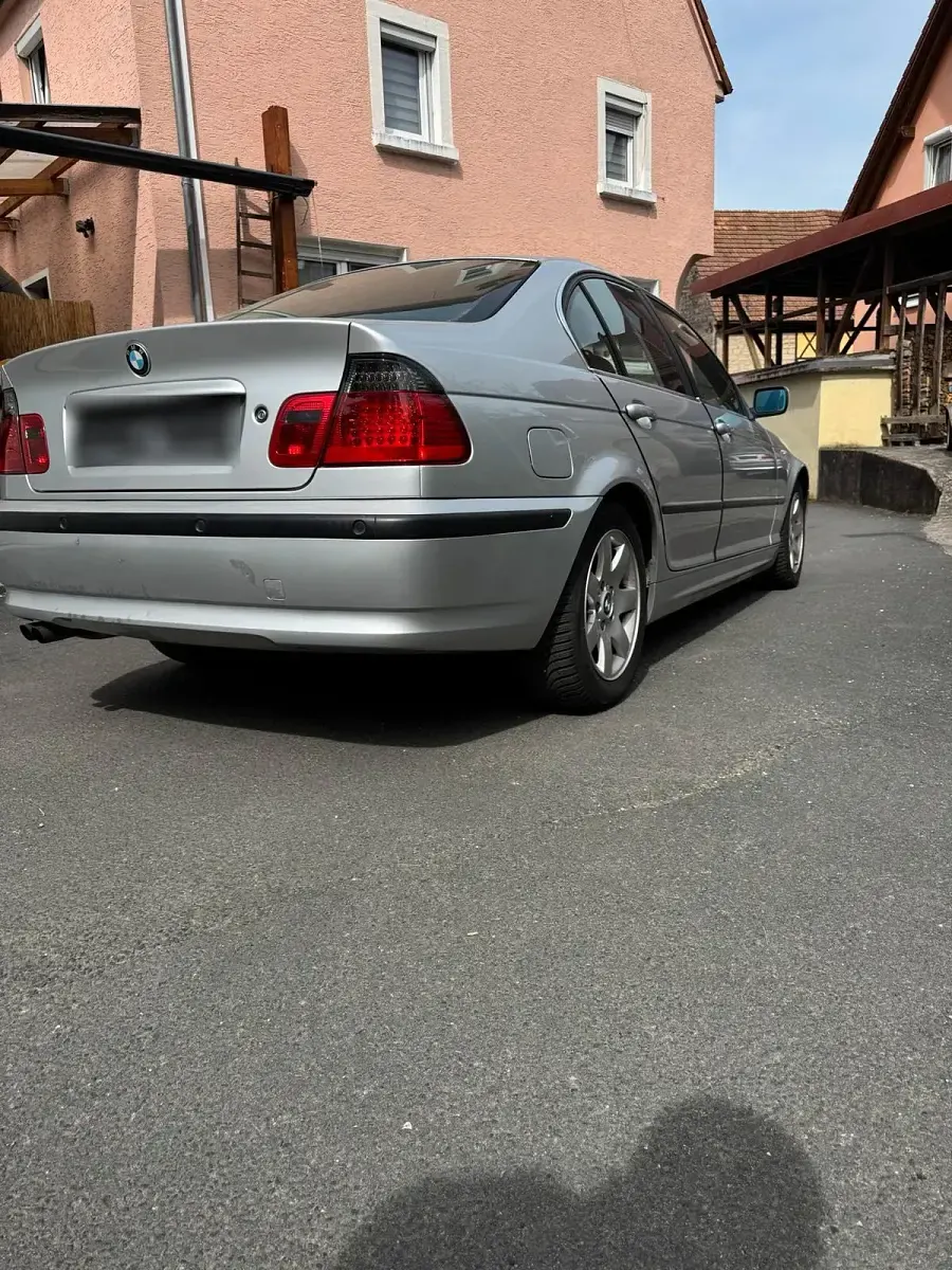 Occasion BMW 320 170 ch (125 kW) 2004 Argent Berline