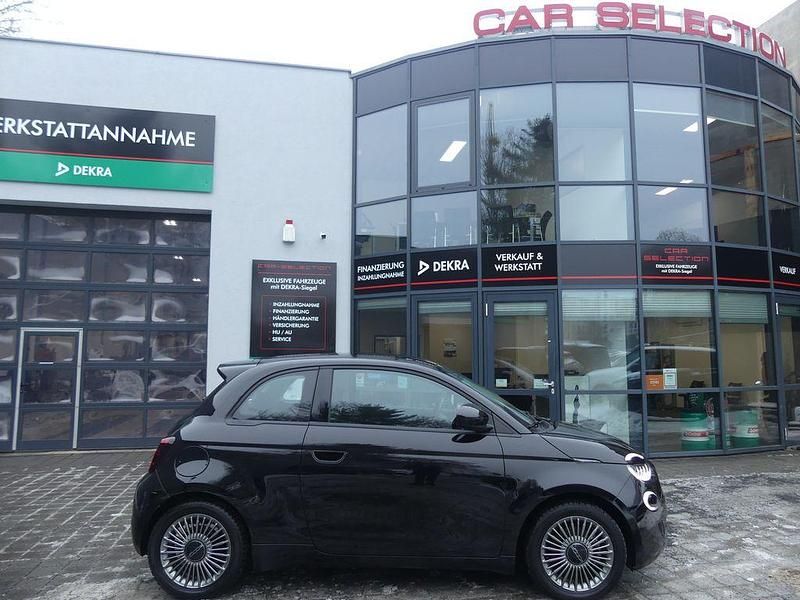 Gebraucht Fiat 500e Icon 86 kW (118 PS) 2023 Onxy black Kleinwagen