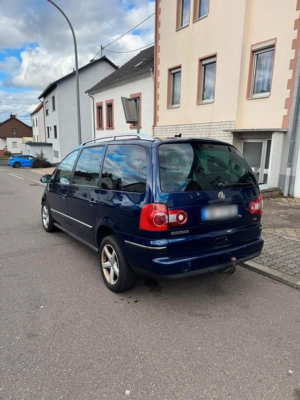 Gebraucht VW Sharan 131 PS (96 kW) 2004 Blau Van / Kleinbus