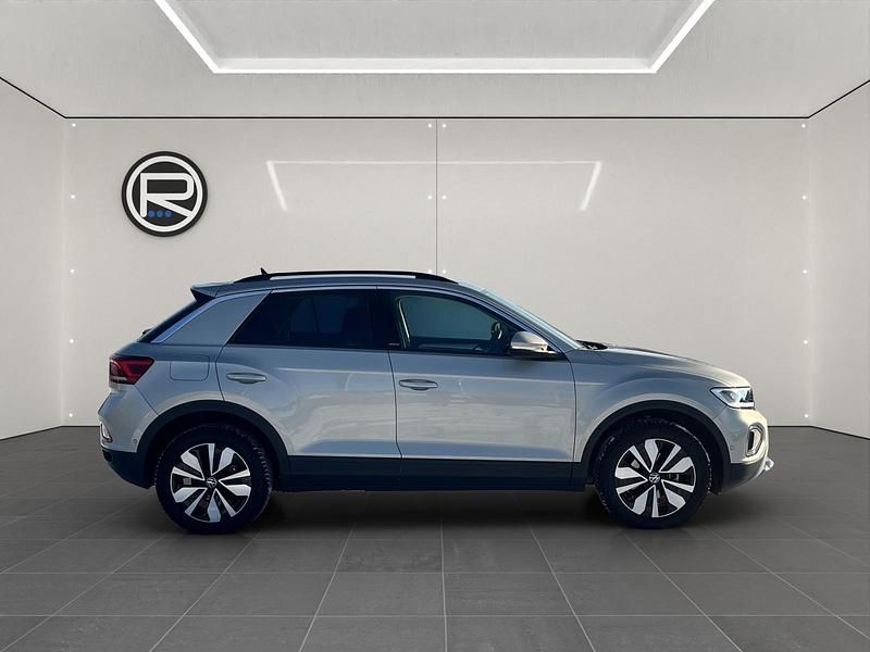 Gebraucht VW T-Roc Move 150 PS (110 kW) 2024 Silber SUV