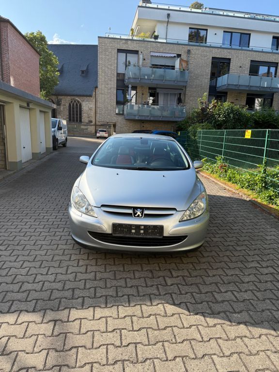 Silber Gebraucht 2004 Peugeot 307 CC Cabrio | 2.650 € (Guter Preis) - Bild 1/4