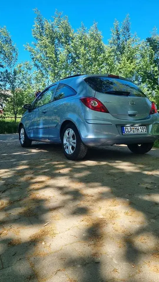 Second-hand Opel Corsa Sport 86 CP (63 kW) 2007 Albastru Hatchback