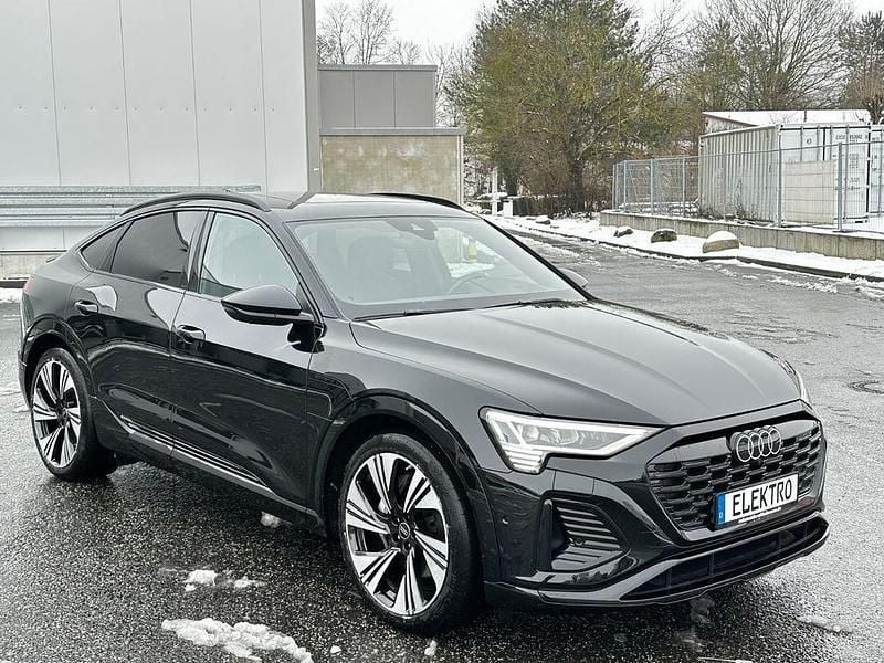 Schwarz Gebraucht 2023 Audi Q8 Sportback e-tron S-Line SUV | 40.900 € (Superpreis) - Bild 1/4