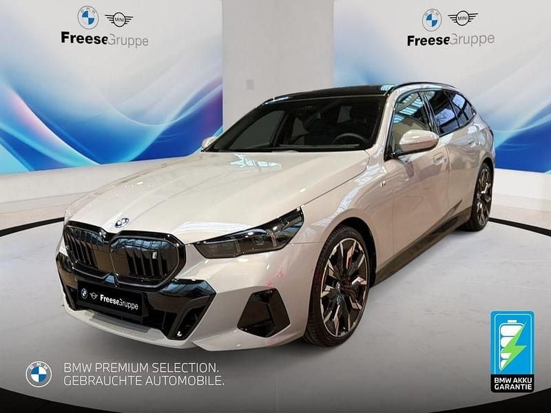 Grau Gebraucht 2024 BMW i5 M Sport Kombi | 70.490 € (Etwas zu teuer) - Bild 1/4