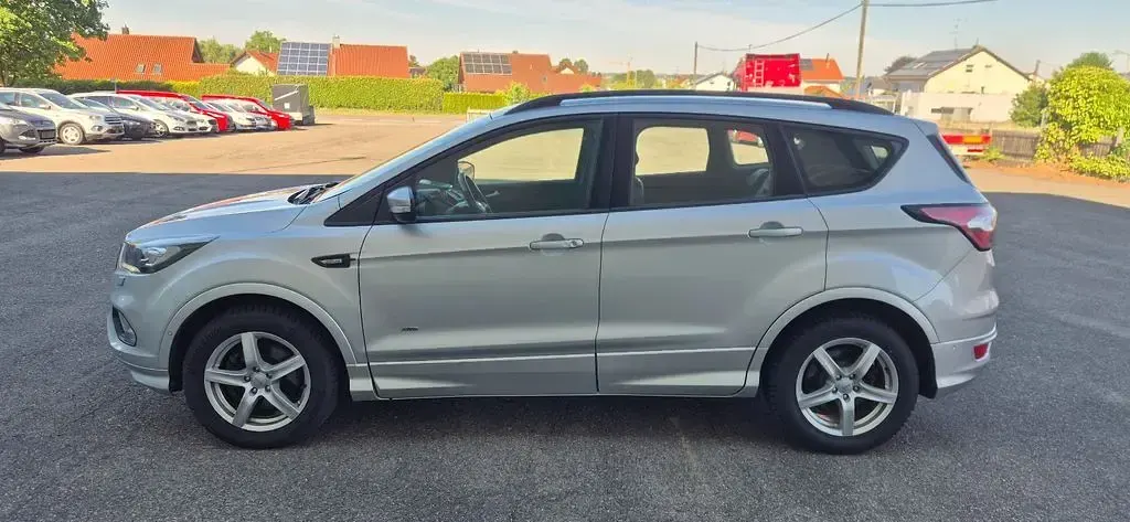 Gebraucht Ford Kuga ST-Line 179 PS (131 kW) 2018 Silber SUV
