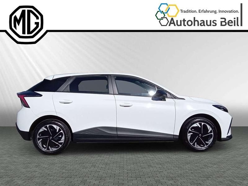 Gebraucht MG MG4 EV 125 kW (170 PS) 2024 Dover white Kleinwagen