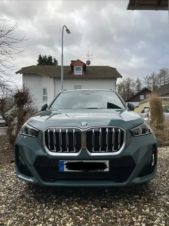 Gebraucht BMW X1 Performance 163 PS (119 kW) 2025 Grün SUV