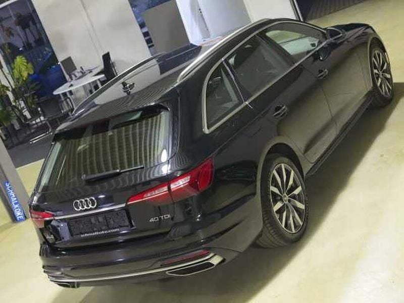 Gebraucht Audi A4 Advanced 204 PS (150 kW) 2023 Mythos black (metallic) Kombi