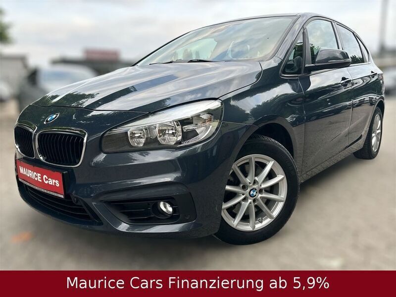 Grau Gebraucht 2015 BMW 218 Active Tourer Basis Van / Kleinbus | 11.900 € (Fairer Preis) - Bild 1/4