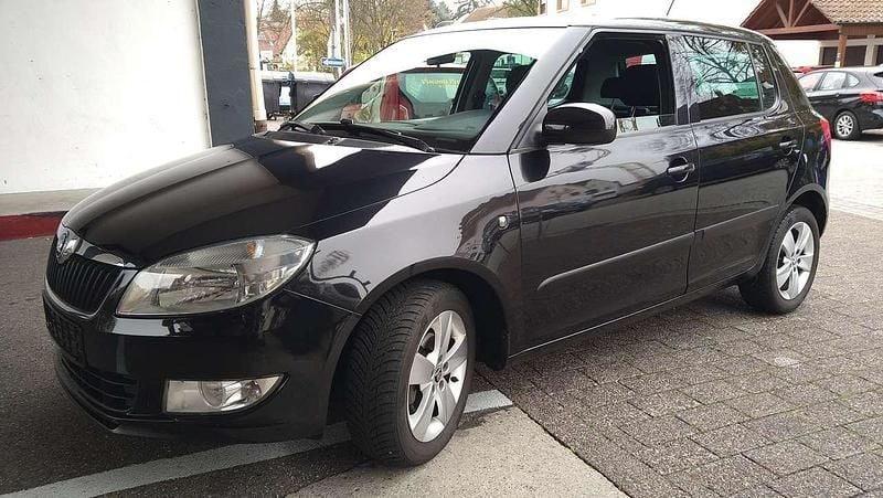 Schwarz Gebraucht 2013 Skoda Fabia Kleinwagen | 4.500 € (Fairer Preis) - Bild 1/4