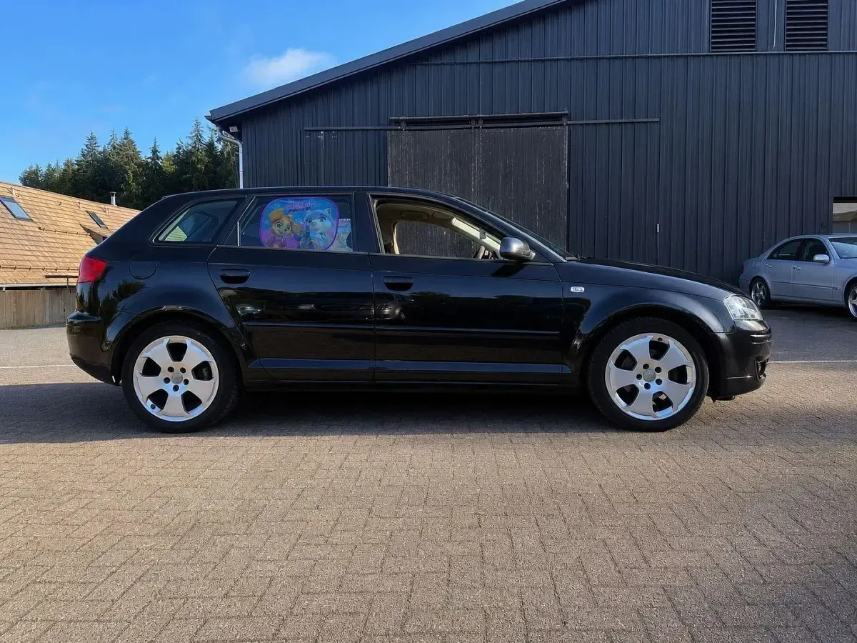 Gebraucht Audi A3 105 PS (77 kW) 2005 Schwarz Kleinwagen