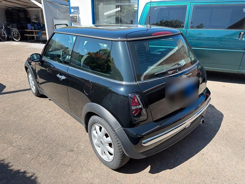 Usata Mini Cooper 116 CV (85 kW) 2003 Nero Utilitaria