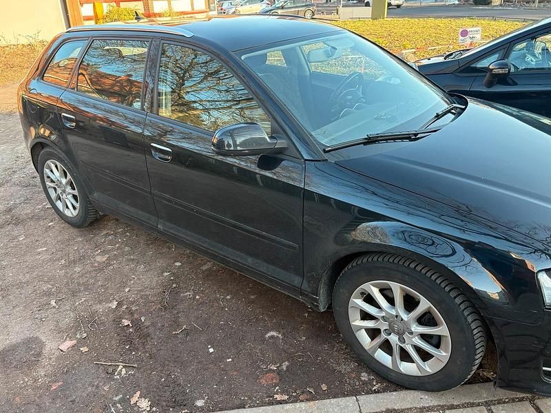 Używany Audi A3 Ambition 140 KM (102 kW) 2012 Czarny Hatchback
