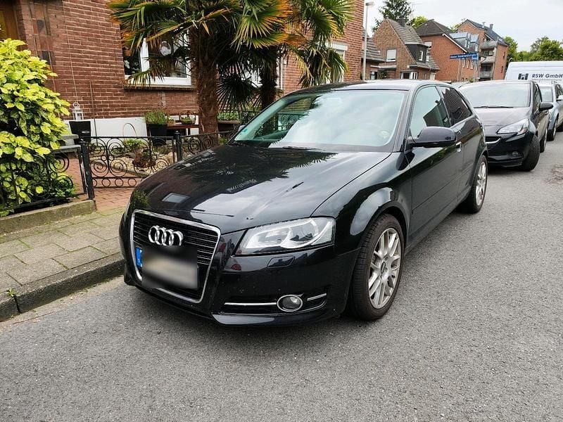 Schwarz Gebraucht 2010 Audi A3 Limousine | 5.550 € (Fairer Preis) - Bild 1/4