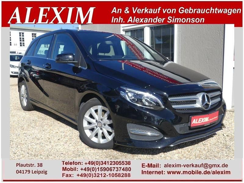 Schwarz Gebraucht 2015 Mercedes B180 Van / Kleinbus | 8.999 € (Fairer Preis) - Bild 1/4