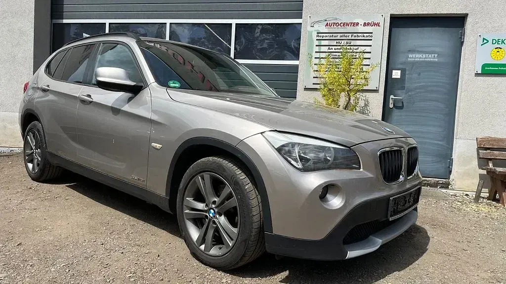 Gebraucht BMW X1 150 PS (110 kW) 2011 Silber SUV