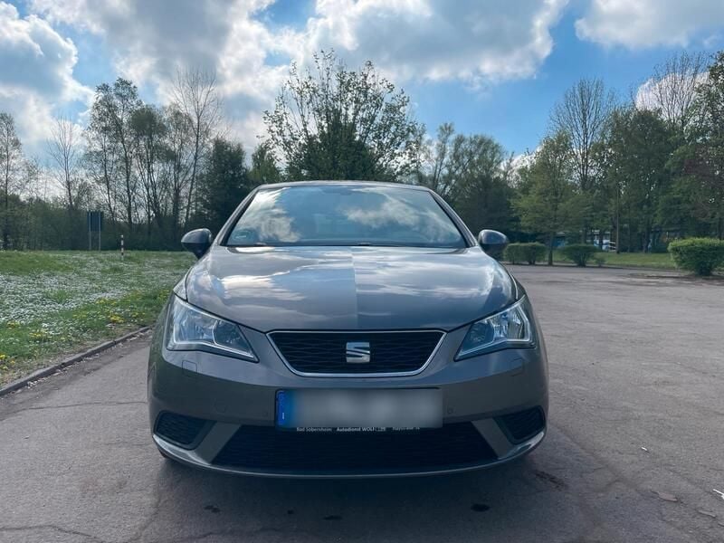 Grau Gebraucht 2016 Seat Ibiza Kleinwagen | 7.450 € (Fairer Preis) - Bild 1/4