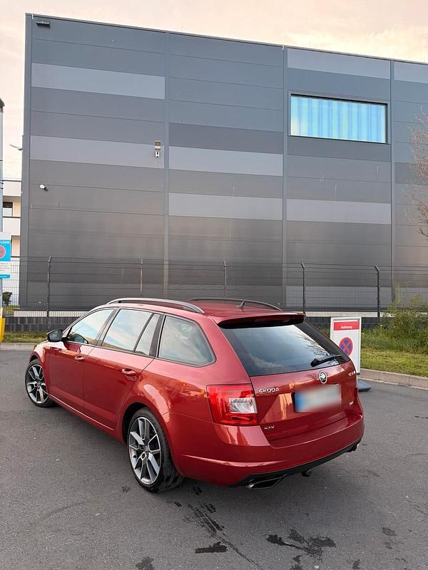 Gebraucht Skoda Octavia vRS 184 PS (135 kW) 2016 Rot Kleinwagen