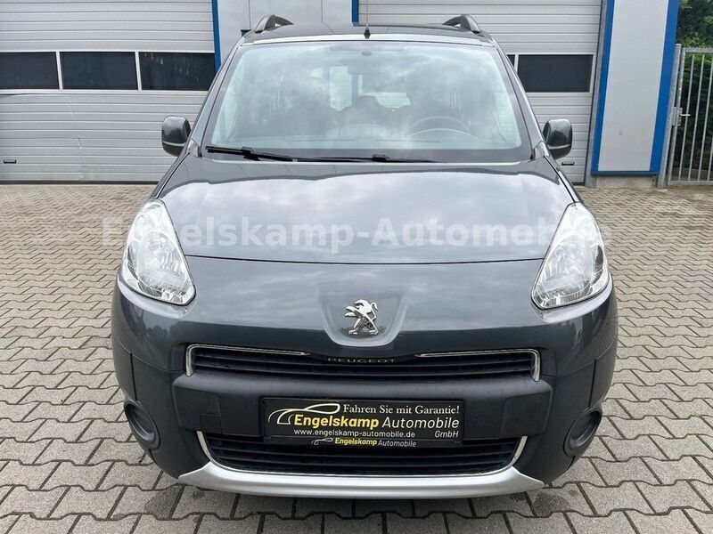 Gebraucht Peugeot Partner 98 PS (72 kW) 2015 Grau Van / Kleinbus